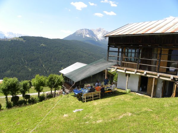 Paesaggio e tabià - Restauro di un tabià a Costalissoio